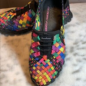 Skechers Colorful Rainbow 🌈- Size 7.5